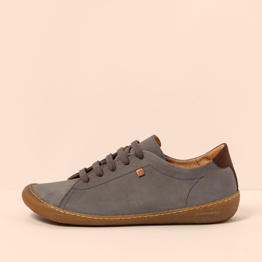 N5770 PLEASANT GREY/PAWIKAN 37
