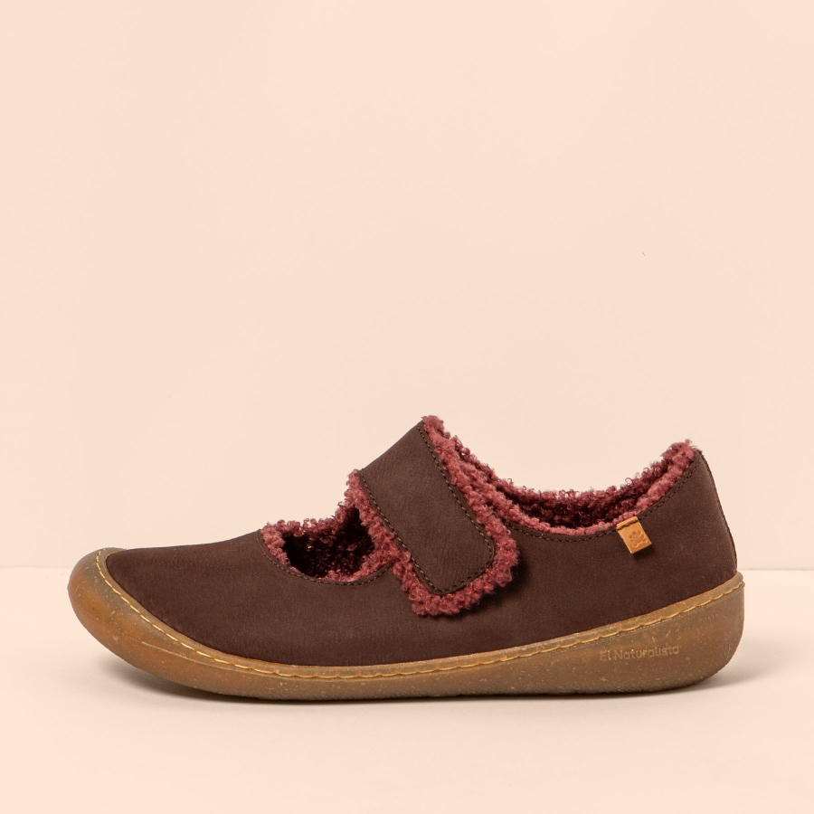 N5739 PLEASANT BROWN/ PAWIKAN 36