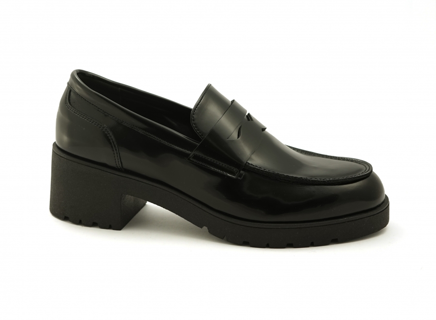 VSI YORI Mocassino vegan nero lucido tacco comodo Made in Italy