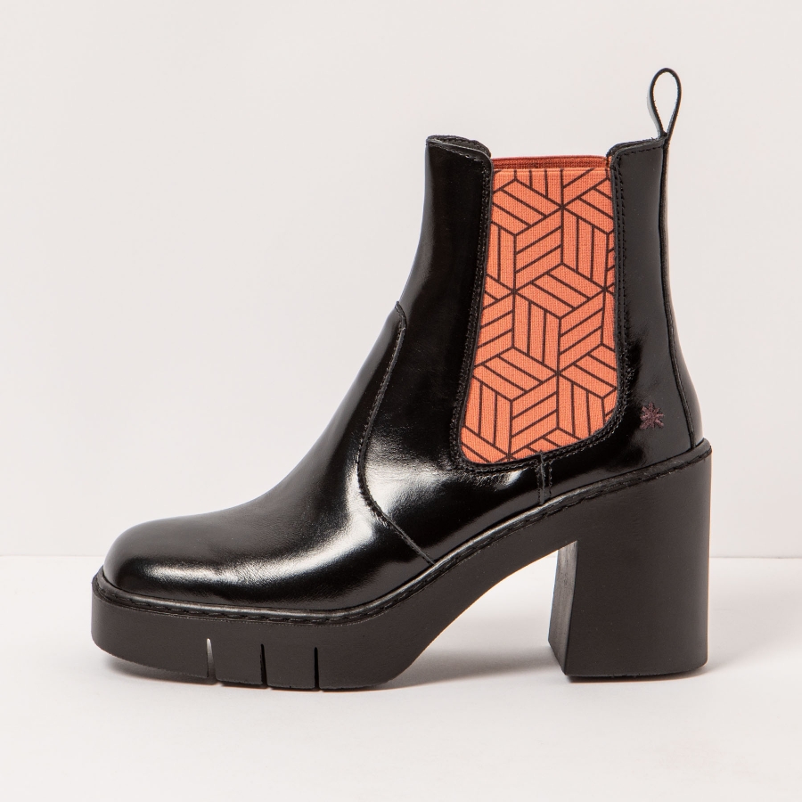 1983 NAPPA SHINNY BLACK-SALMON/BERNA 41