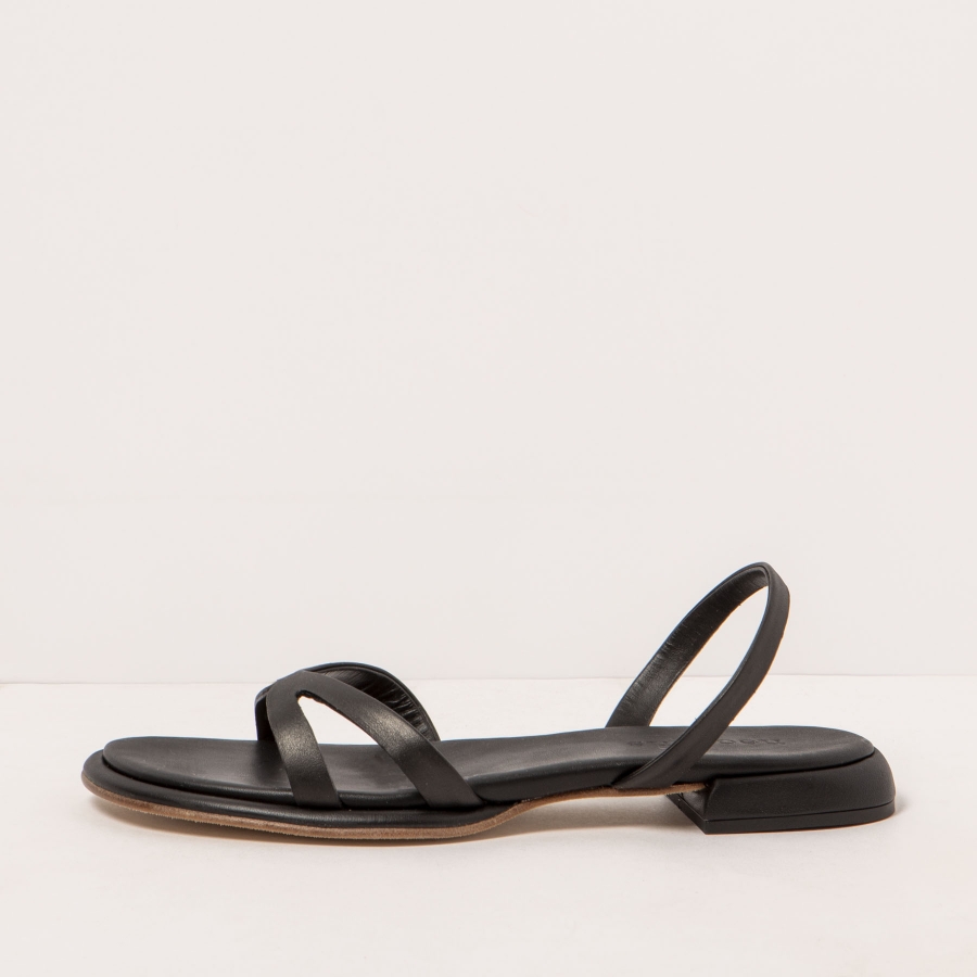 S3156 CRISTAL BLACK/ VALVIN 36