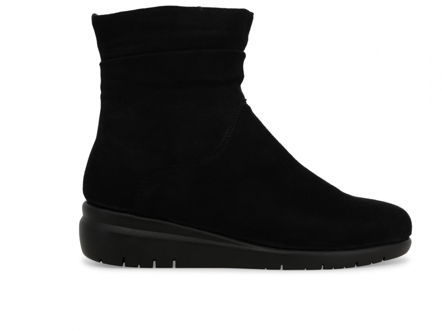 Stivaletto donna in camoscio nero k55237z